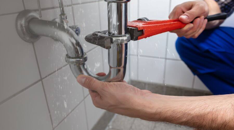 Expert burst pipe repair services in Letha, ID